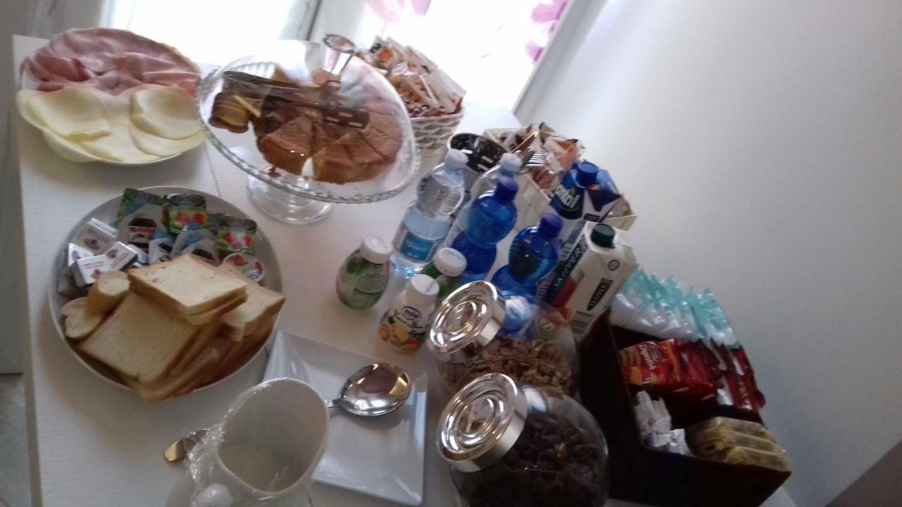 B&B Tre Passi Верона Экстерьер фото